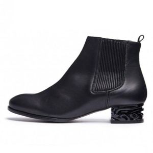 MIISTA Carved Heel ankle Boot Imported